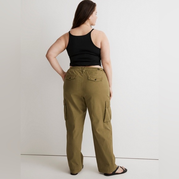Madewell Garment-Dyed Low-Slung Straight Cargo Pants in Olive Green Size 27 - Picture 2 of 11